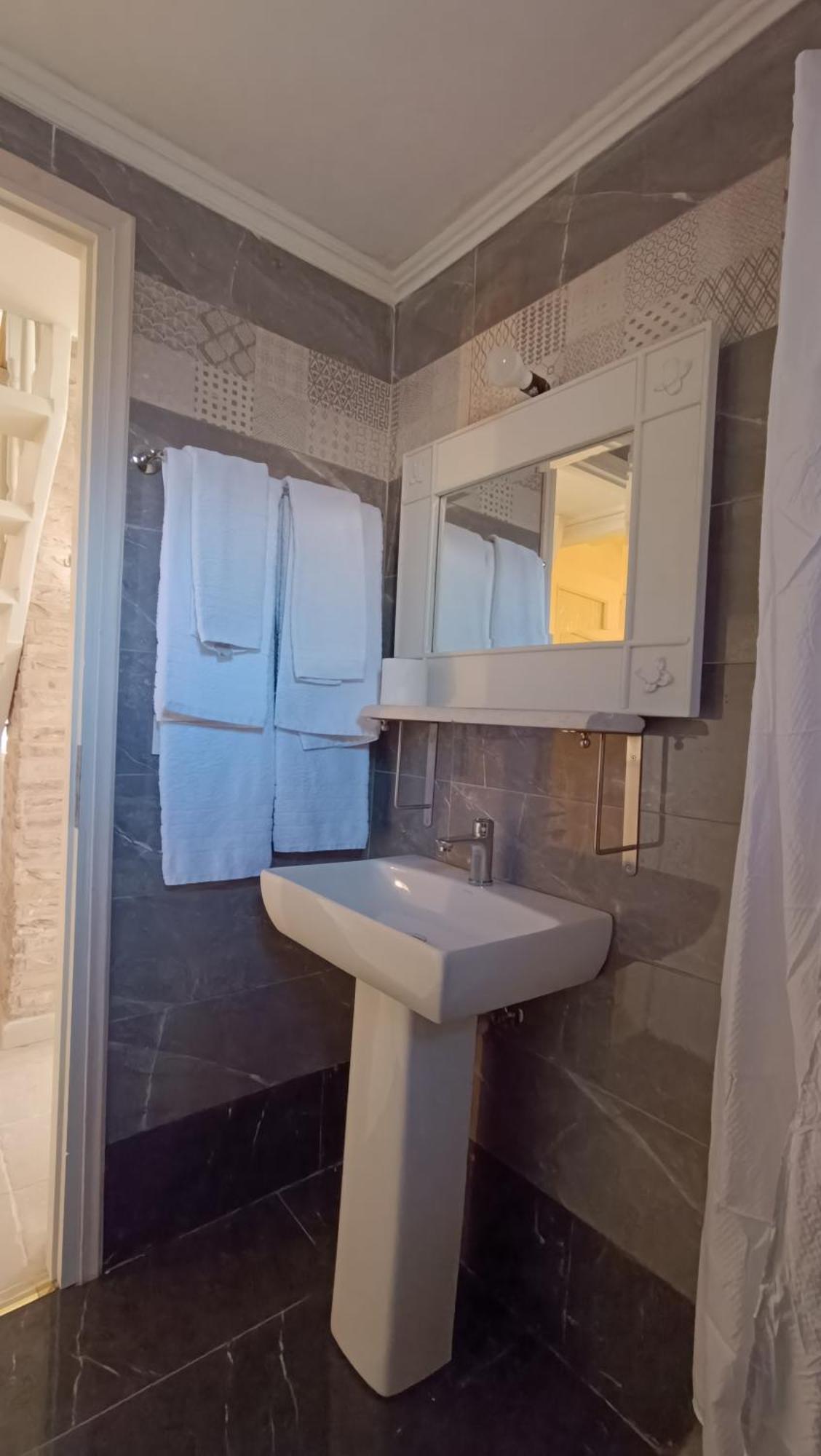 Lesvos Tower House Komninos Sigrion Экстерьер фото