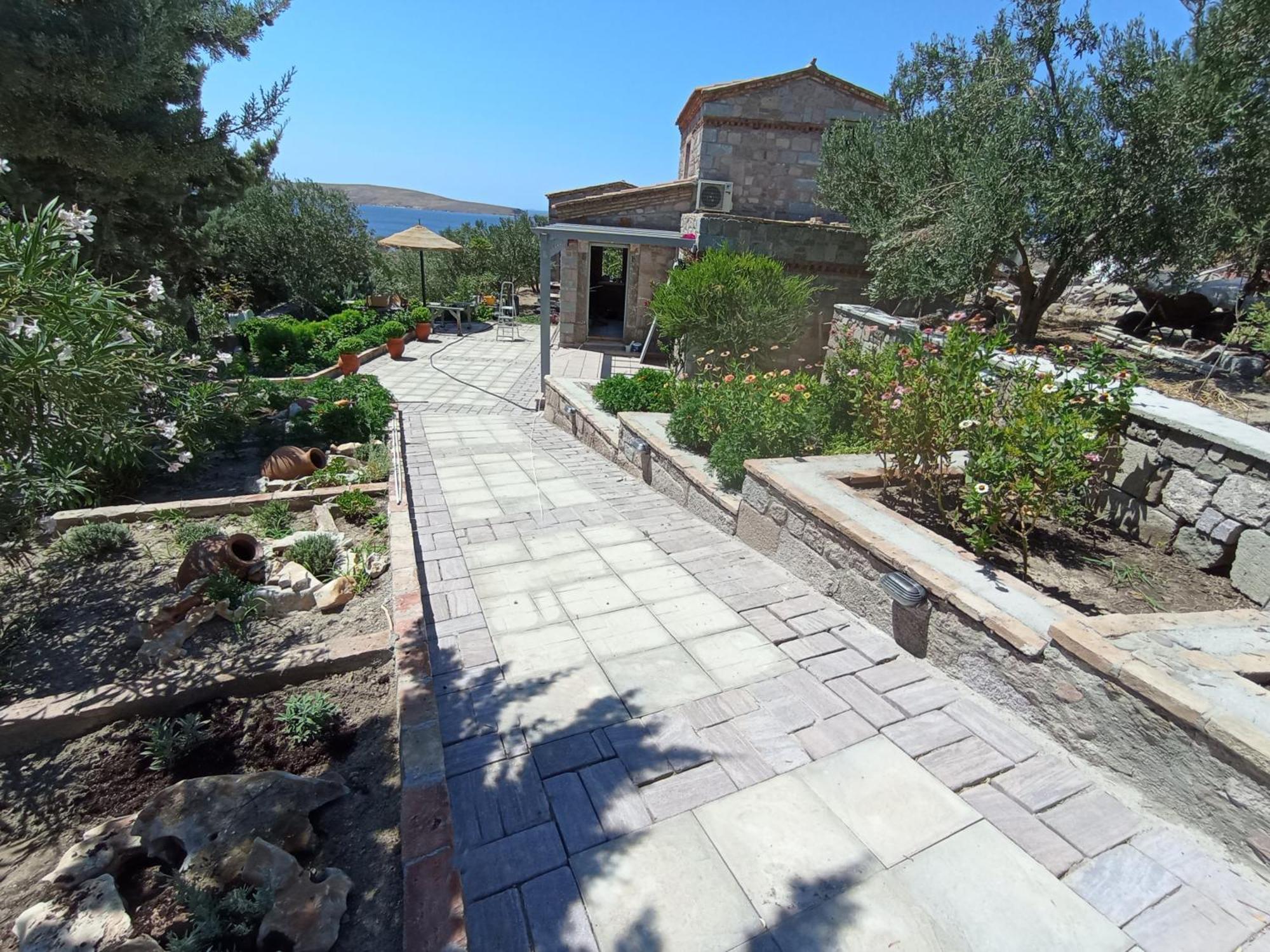 Lesvos Tower House Komninos Sigrion Экстерьер фото