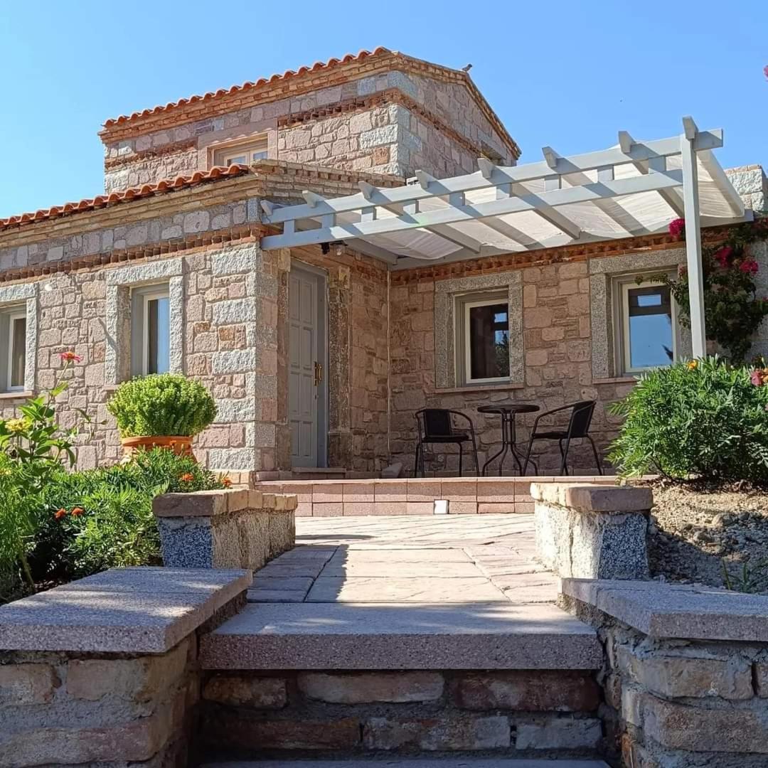 Lesvos Tower House Komninos Sigrion Экстерьер фото