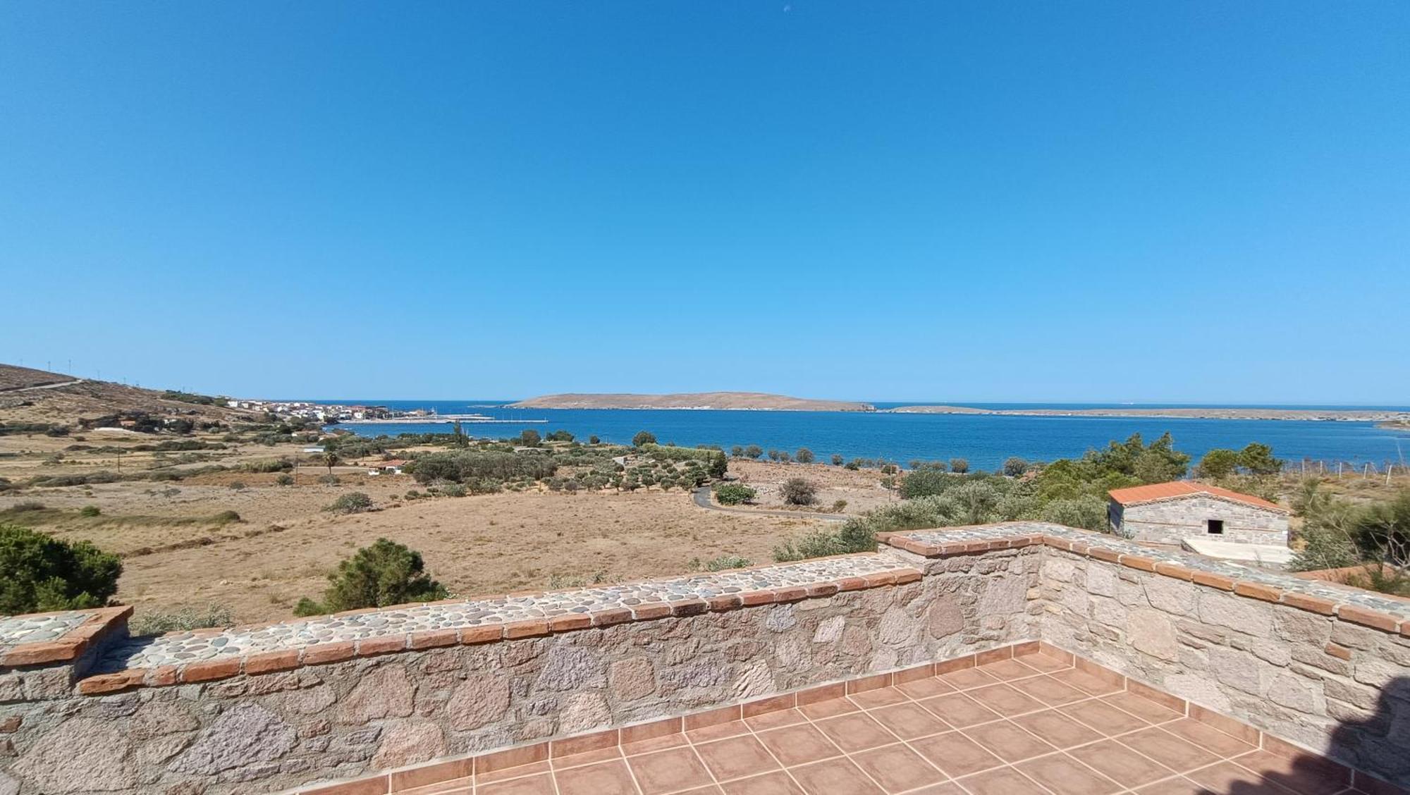 Lesvos Tower House Komninos Sigrion Экстерьер фото