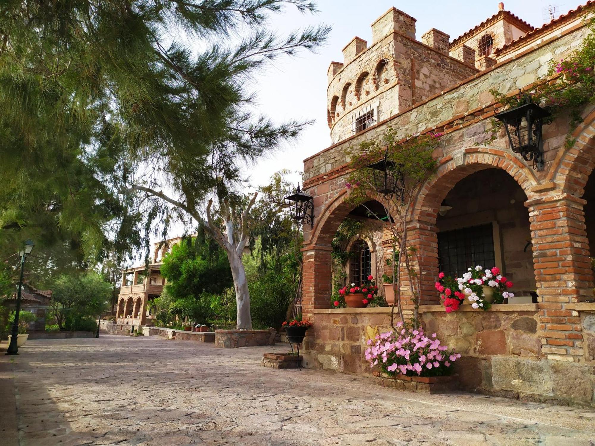 Lesvos Tower House Komninos Sigrion Экстерьер фото