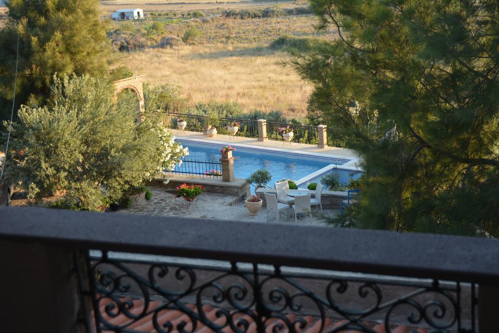 Lesvos Tower House Komninos Sigrion Экстерьер фото